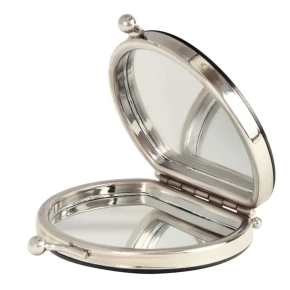 Leopard Print Compact Mirror - Picture 2 of 5